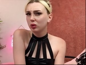 WHAT A FUCKING TRANNY BITCH IS THIS !!!!!! FUCK HER !!!!!!!